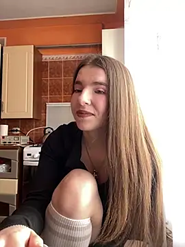 Snapshot of RoseMe_ chatting on March 13, 2025, 11:19 am RoseMe online show from March 13, 2025, 11:19 am