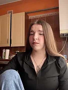 Snapshot of RoseMe_ chatting on March 14, 2025, 11:45 am RoseMe online show from March 14, 2025, 11:45 am