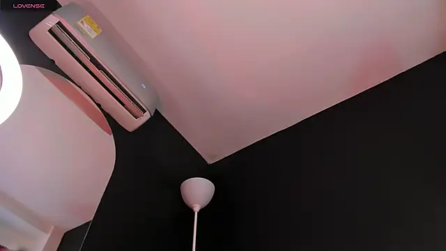 ALICEPOIXXXON online show from January 23, 2025, 4:48 pm