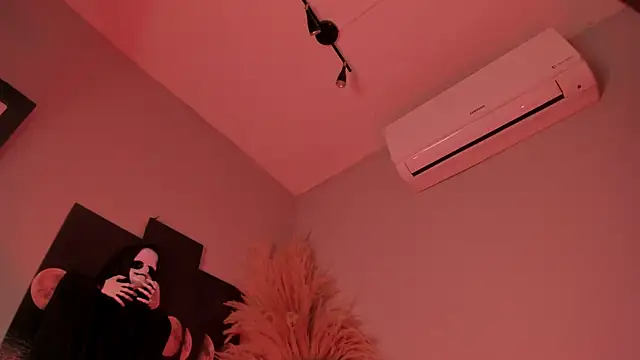 ALICEPOIXXXON online show from October 15, 2025, 12:44 am