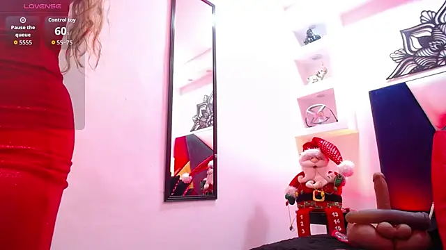 ChalotteGrey online show from December 15, 2025, 4:44 pm