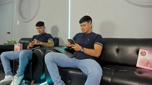 Cristopher strong online show from January 14, 2025, 11:53 am