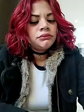 IamAlana  online show from January 19, 2025, 5:39 pm