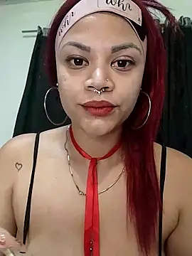 IamAlana  online show from March 8, 2025, 9:39 am