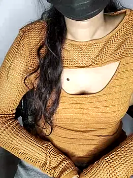 Snapshot of Ms_Neera chatting on February 15, 2025, 7:17 pm Ms Neera online show from February 15, 2025, 7:17 pm