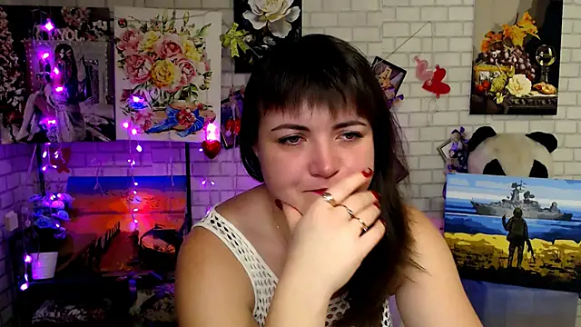 Darina M  online show from December 2, 2025, 4:18 am