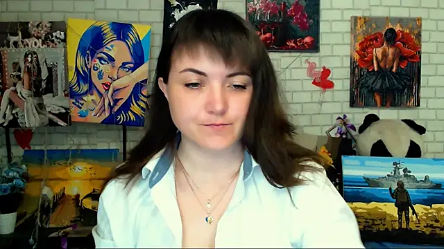 Darina M  online show from April 2, 2026, 4:32 am