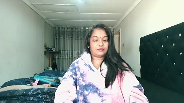 Indianmayaxoxo online show from June 1, 2026, 6:59 am