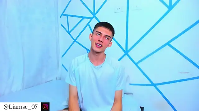 liam scott77 online show from December 22, 2025, 2:30 am