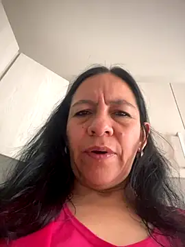 Freya Artemisa online show from November 3, 2025, 5:47 pm