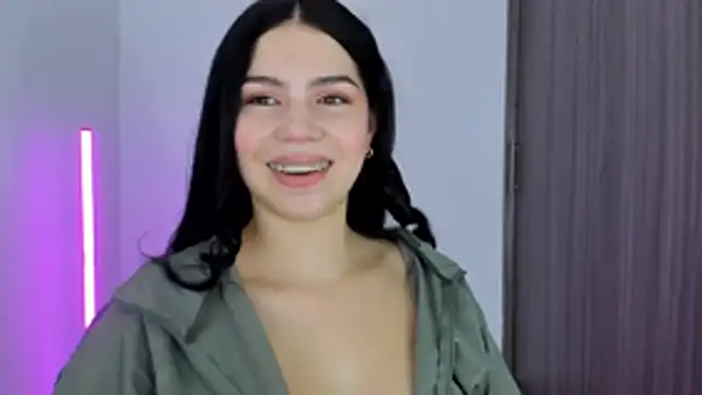 Natasha su  online show from October 26, 2025, 1:00 am