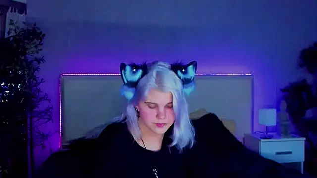 JoannLowe online show from January 30, 2025, 12:18 am