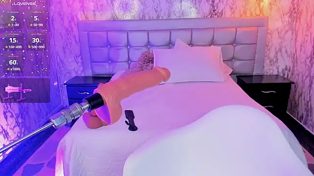 LYEN RAE online show from January 3, 2025, 2:10 am