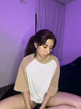 Catyloves online show from January 22, 2025, 6:31 am