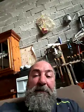 Snapshot of ros217 chatting on October 1, 2025, 2:45 pm ros217 online show from October 1, 2025, 2:45 pm