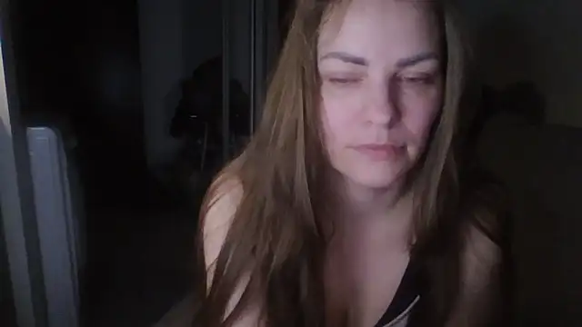 AnnaDiamond1 online show from February 24, 2026, 9:24 pm