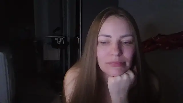 AnnaDiamond1 online show from June 4, 2026, 8:26 pm