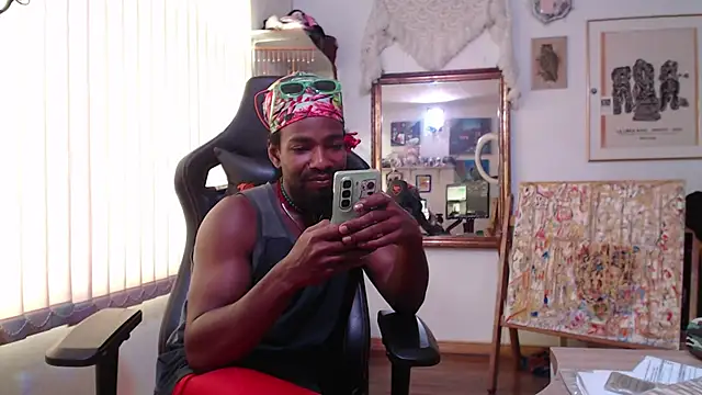 Siriss boyrag online show from March 12, 2025, 9:56 pm