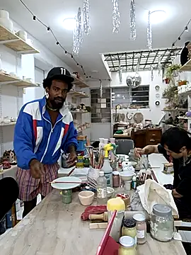 Siriss boyrag online show from February 6, 2026, 5:05 pm