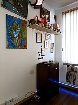 Siriss boyrag online show from March 15, 2026, 6:58 pm