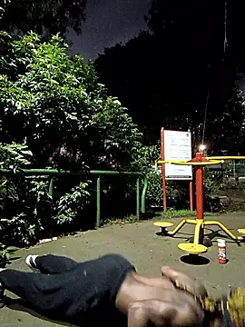 Siriss boyrag online show from March 24, 2026, 2:27 am