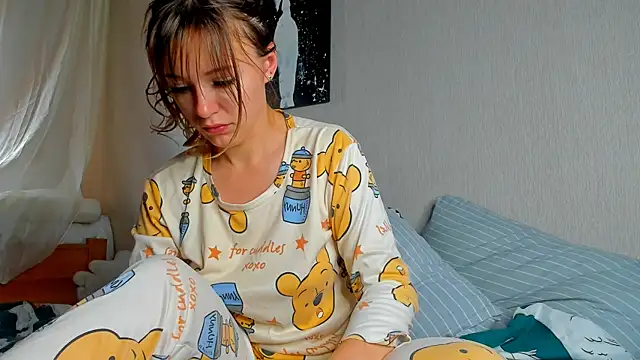 foxy blond online show from September 23, 2025, 12:13 am