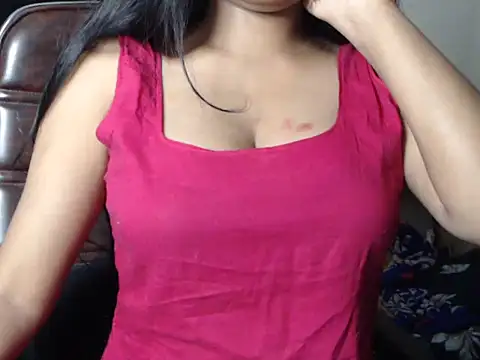 Snapshot of DevilErin chatting on January 19, 2025, 8:41 pm DevilErin online show from January 19, 2025, 8:41 pm