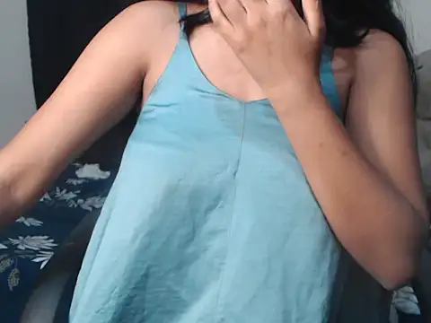 Snapshot of DevilErin chatting on March 1, 2025, 9:37 pm DevilErin online show from March 1, 2025, 9:37 pm