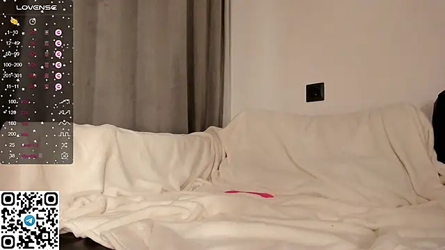 tyty piupiu online show from December 12, 2024, 11:14 pm