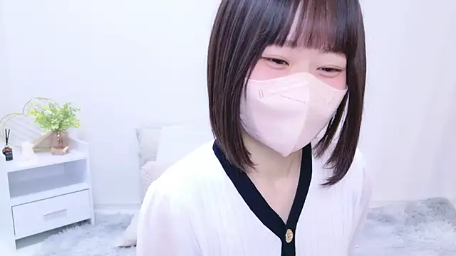 Im Yu-na online show from February 10, 2025, 2:26 pm