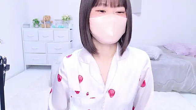 Im Yu-na online show from March 11, 2025, 9:04 pm