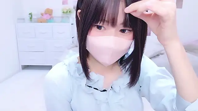 Im Yu-na online show from October 3, 2025, 9:12 pm