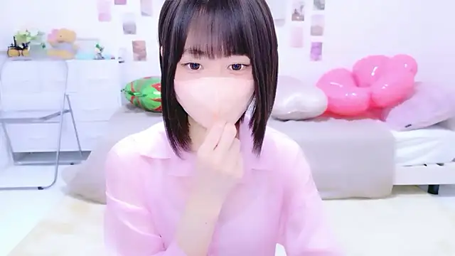 Im Yu-na online show from April 4, 2026, 8:28 pm