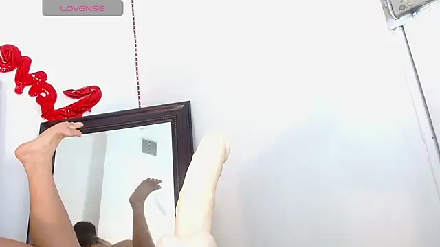 margiesfunnyhot303av online show from December 11, 2024, 9:41 am