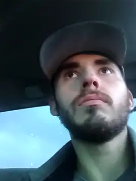 kevinsito1 online show from April 1, 2026, 1:41 pm