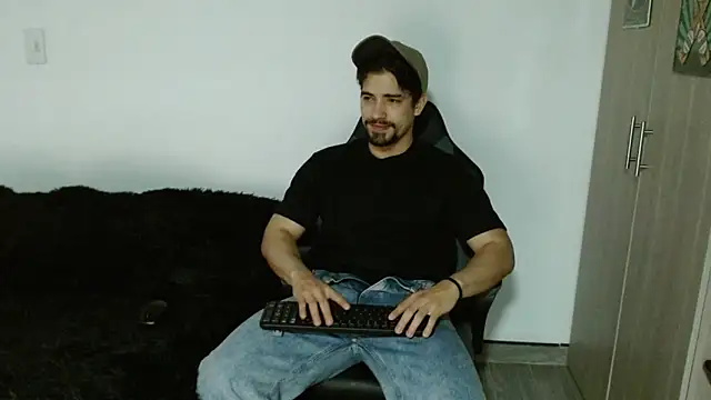 Ian Daviz online show from November 3, 2025, 2:02 am