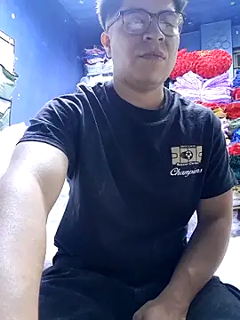 strokvic online show from November 19, 2025, 12:10 am