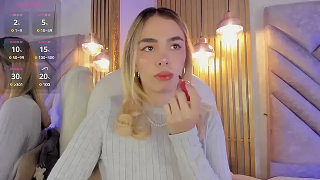 Lucy Vega online show from December 29, 2024, 11:50 am