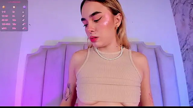 Lucy Vega online show from March 14, 2025, 11:56 am