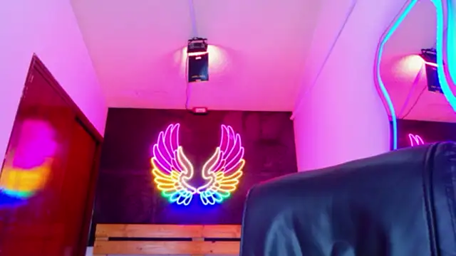 meghan nill online show from March 17, 2026, 3:33 am