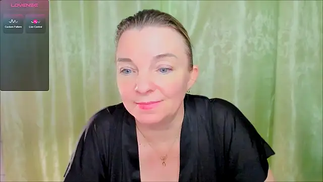 Regina  blue online show from March 3, 2025, 9:26 pm