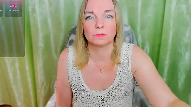 Regina  blue online show from March 7, 2025, 8:55 pm