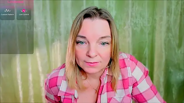 Regina  blue online show from March 11, 2025, 11:04 pm