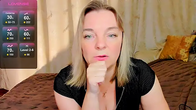 Regina  blue online show from October 18, 2025, 4:52 pm