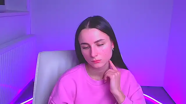 Eva Janee online show from December 16, 2024, 3:32 pm