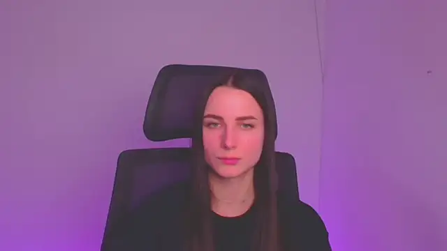 Eva Janee online show from January 29, 2025, 3:15 pm