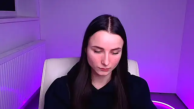 Eva Janee online show from February 3, 2025, 12:14 pm