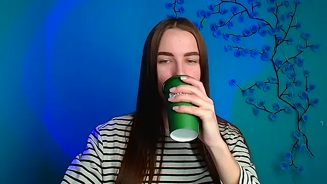 Eva Janee online show from February 23, 2026, 6:44 am