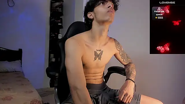 Snakebutterfly online show from March 22, 2025, 4:35 am