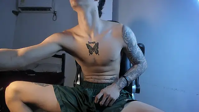 Snakebutterfly online show from September 13, 2025, 6:57 am